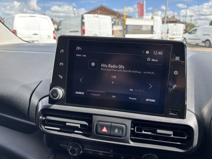 2025 Vauxhall Combo