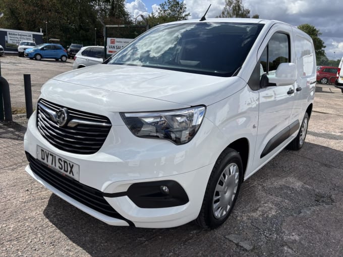 2025 Vauxhall Combo