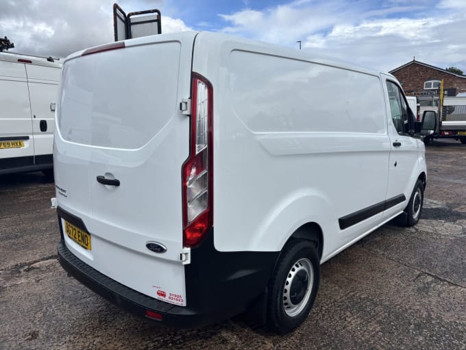 2025 Ford Transit Custom