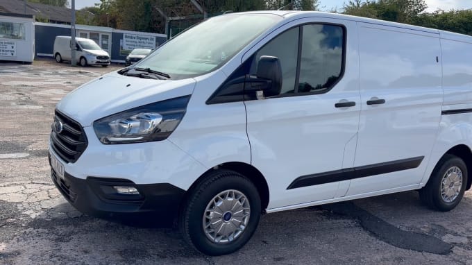 2025 Ford Transit Custom