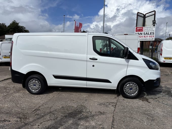 2025 Ford Transit Custom