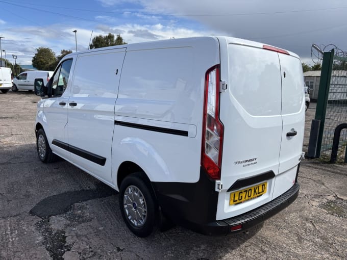 2025 Ford Transit Custom