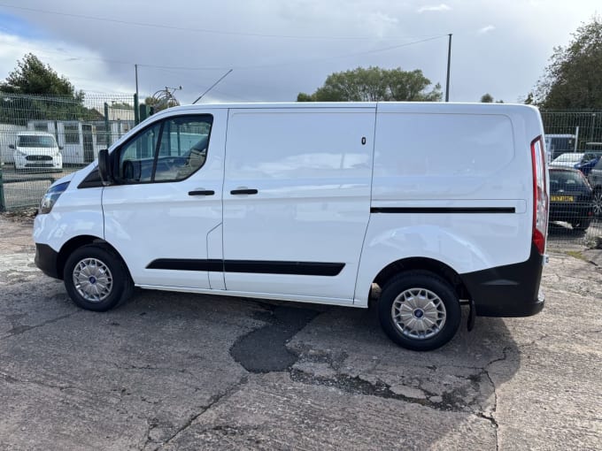 2025 Ford Transit Custom