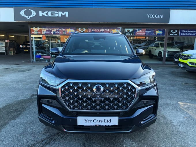 2025 Kgm Rexton