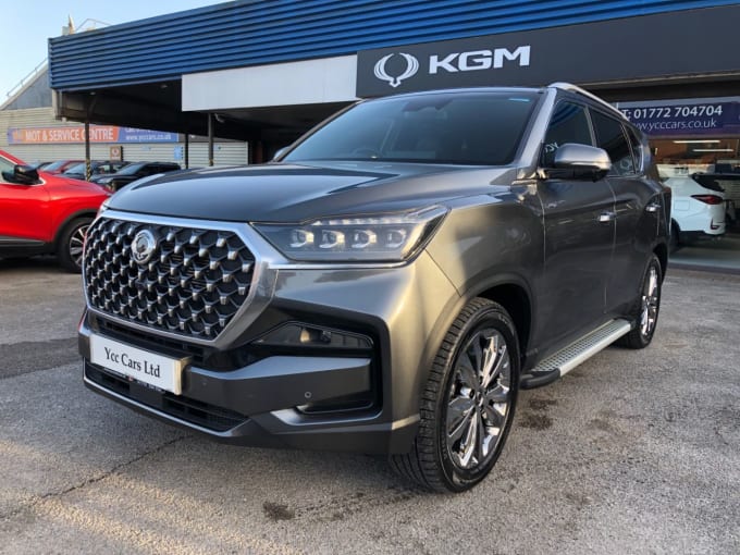 2025 Kgm Rexton