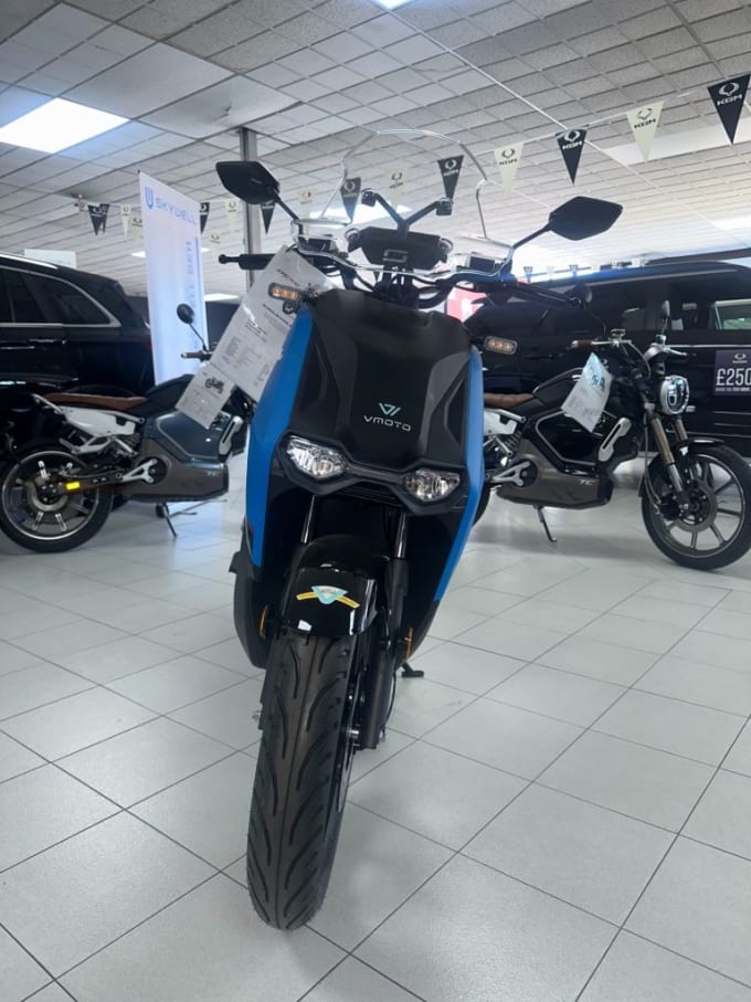 2025 Vmoto Cpx
