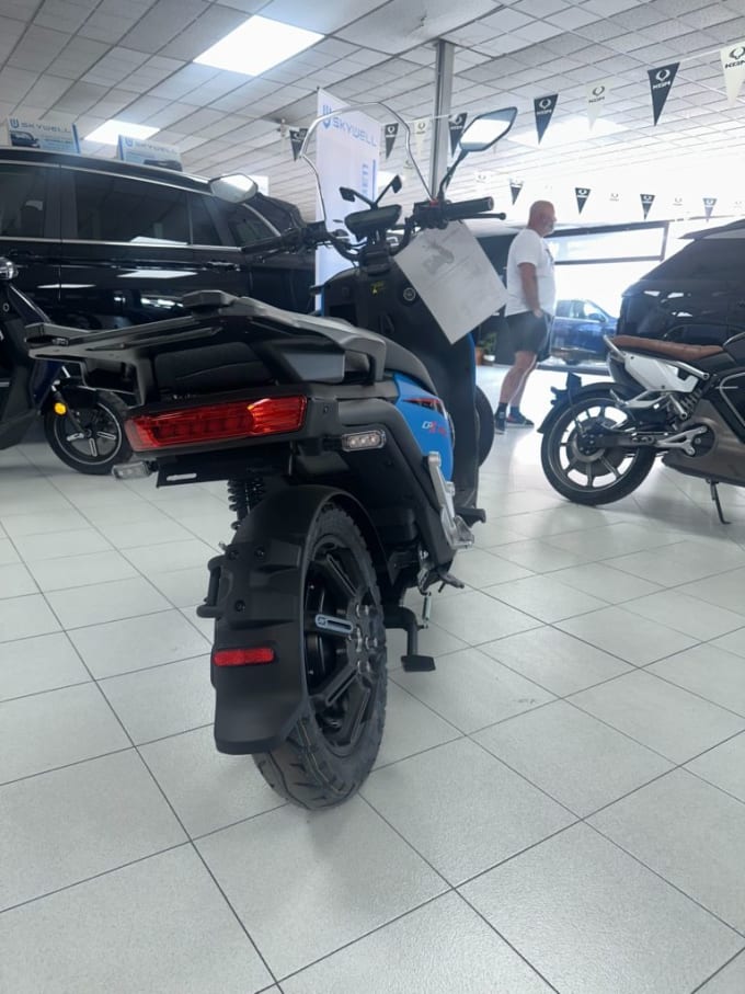 2025 Vmoto Cpx
