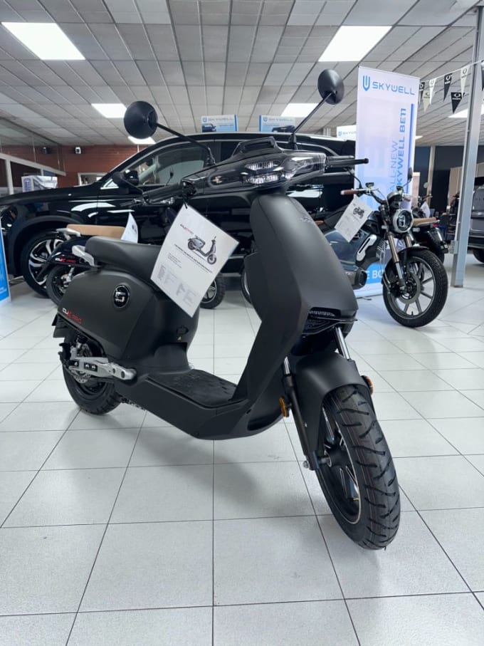 2025 Vmoto Super Soco Cux