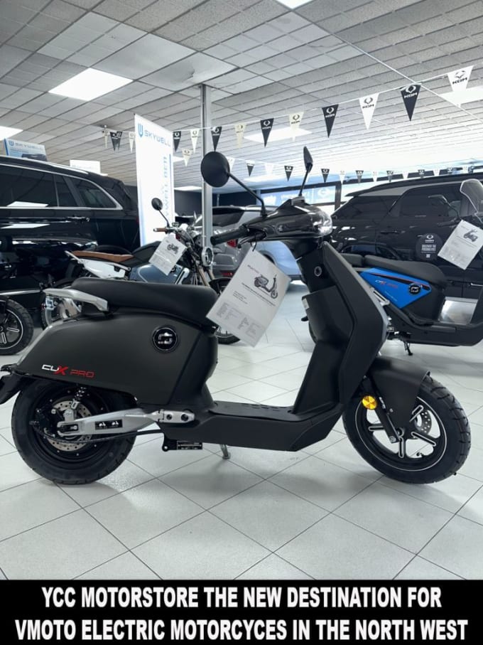 2025 Vmoto Super Soco Cux