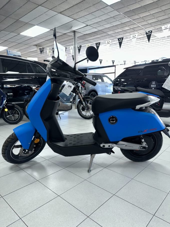 2025 Vmoto Super Soco Cux