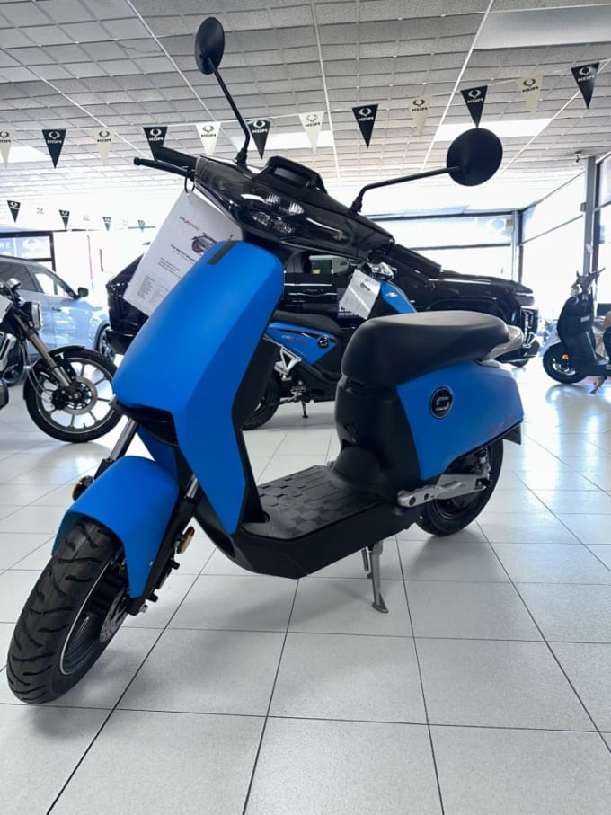 2025 Vmoto Super Soco Cux