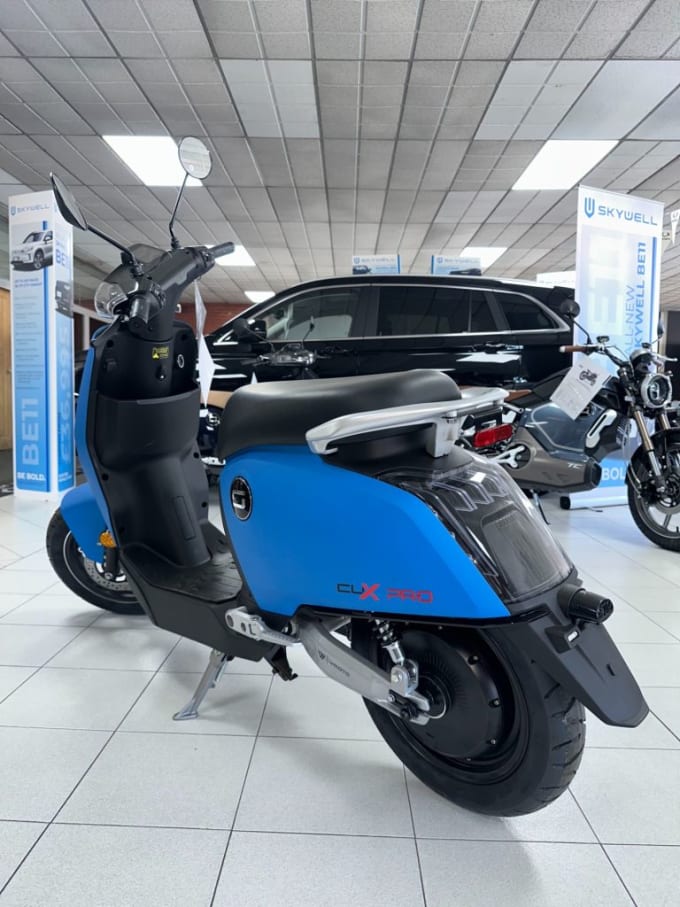 2025 Vmoto Super Soco Cux
