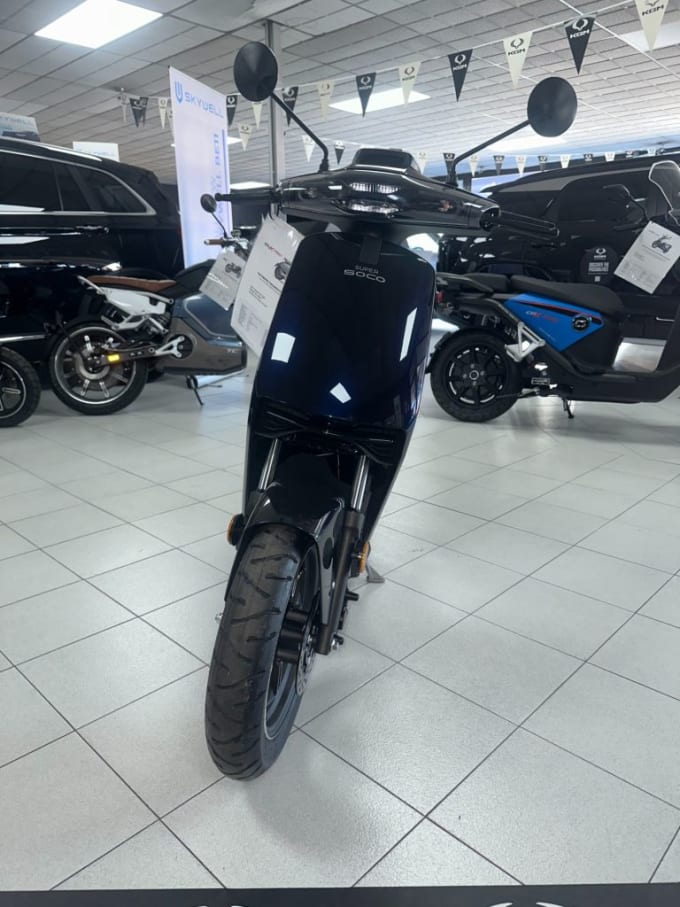 2025 Vmoto Super Soco Cux