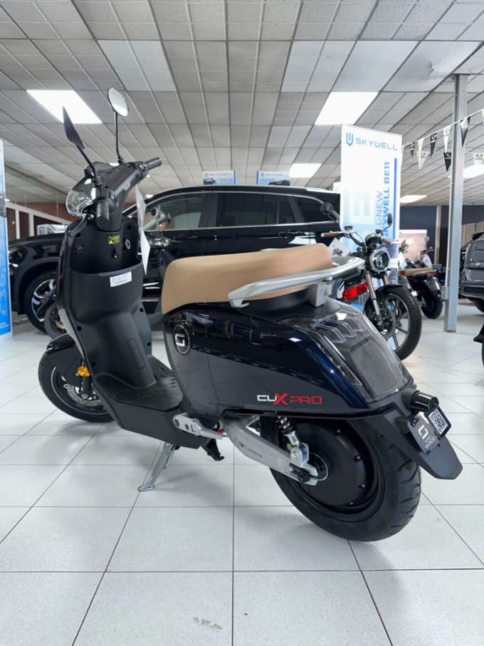 2025 Vmoto Super Soco Cux