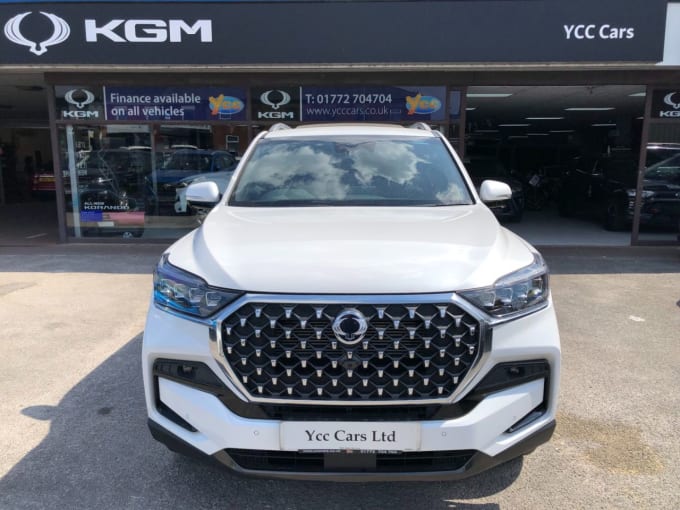 2025 Kgm Rexton