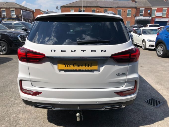2025 Kgm Rexton