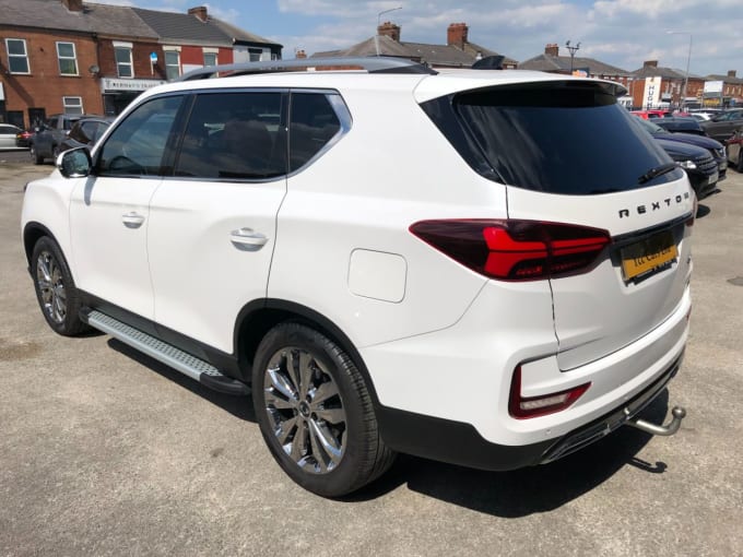 2025 Kgm Rexton
