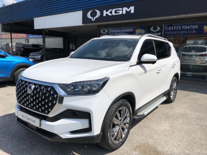 2025 Kgm Rexton