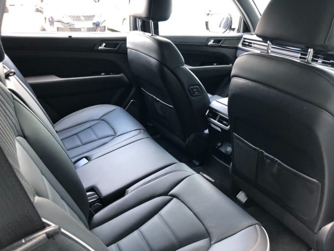 2025 Kgm Rexton