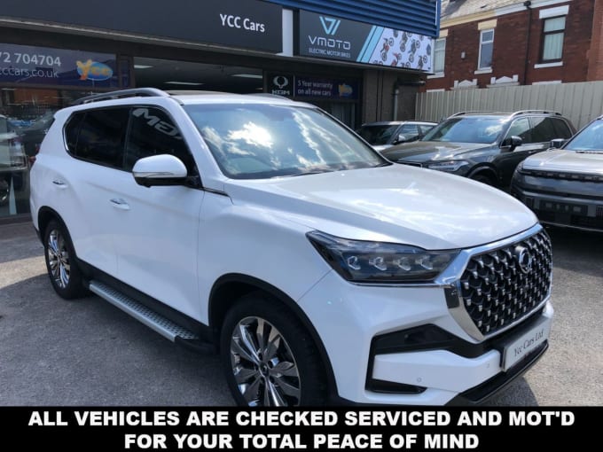 2025 Kgm Rexton