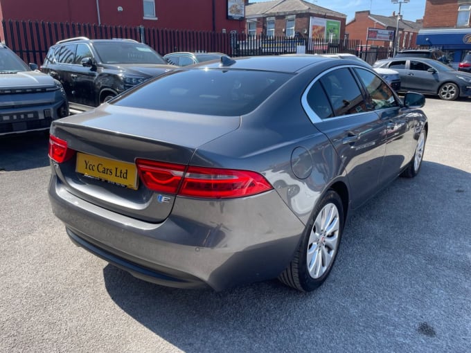2025 Jaguar Xe