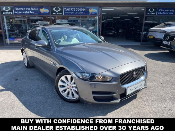 2025 Jaguar Xe