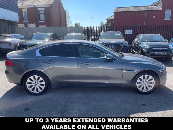 2025 Jaguar Xe