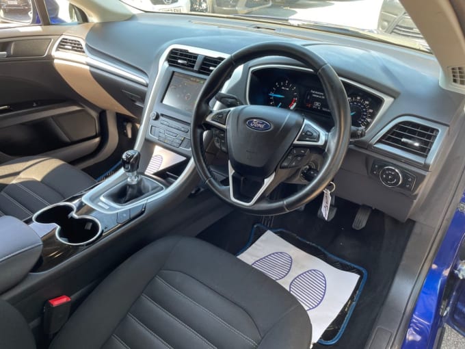 2025 Ford Mondeo