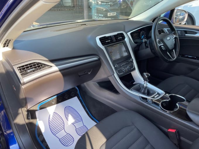 2025 Ford Mondeo