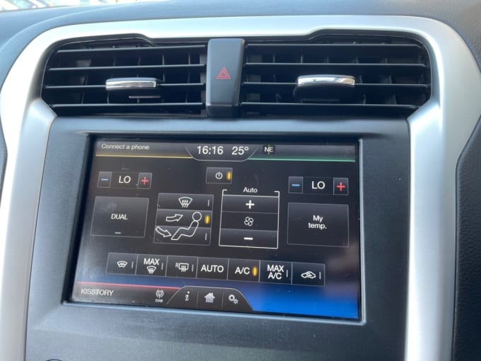 2025 Ford Mondeo