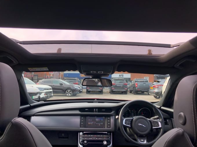 2025 Jaguar Xf