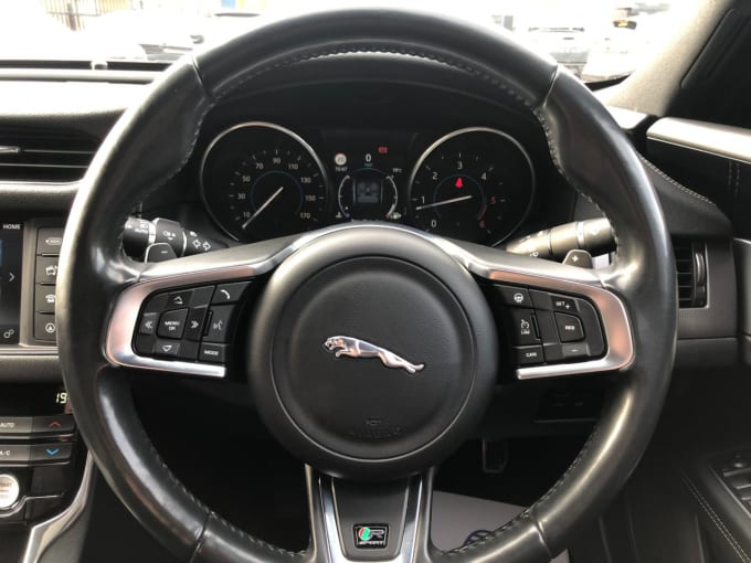 2025 Jaguar Xf