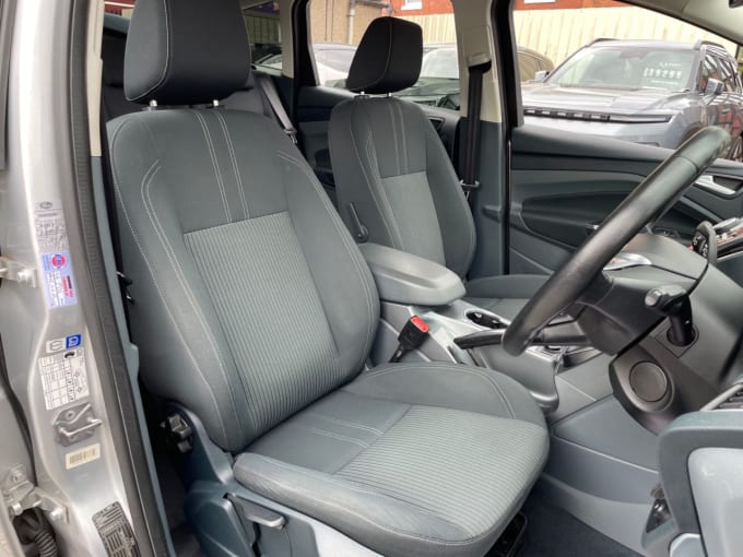 2025 Ford C-max
