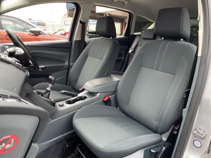2025 Ford C-max