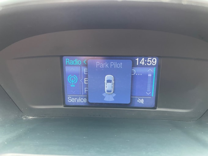 2025 Ford C-max