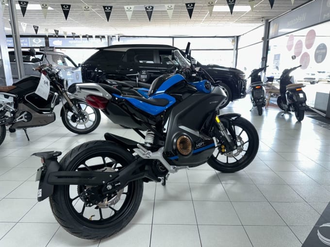 2025 Vmoto Stash