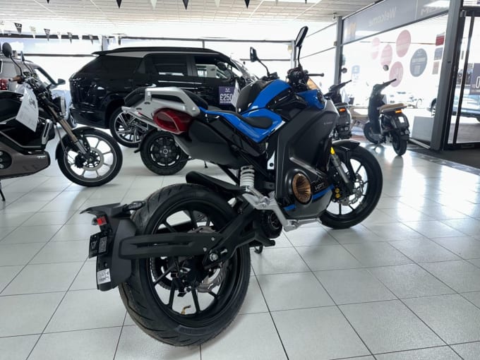 2025 Vmoto Stash