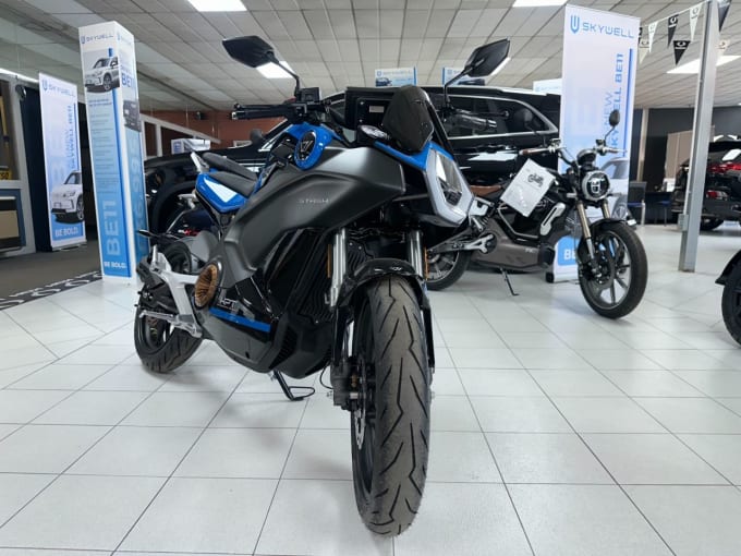 2025 Vmoto Stash