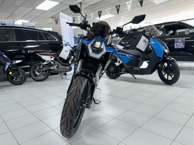 2025 Vmoto Stash