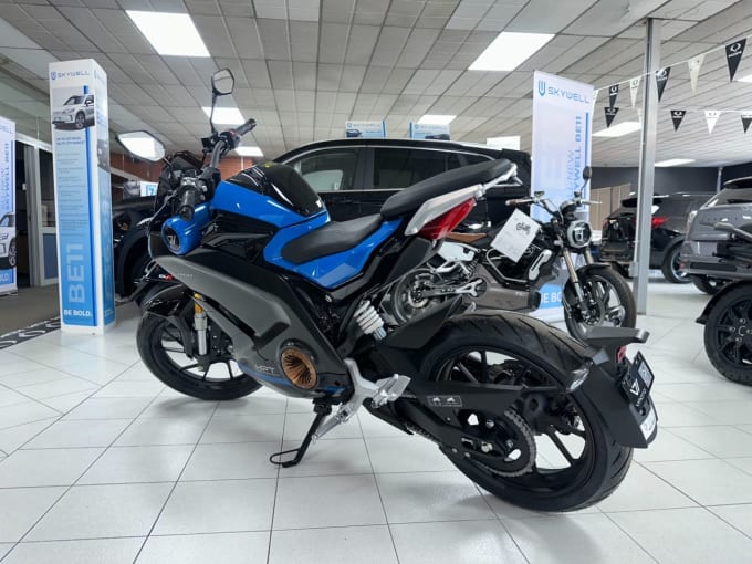 2025 Vmoto Stash