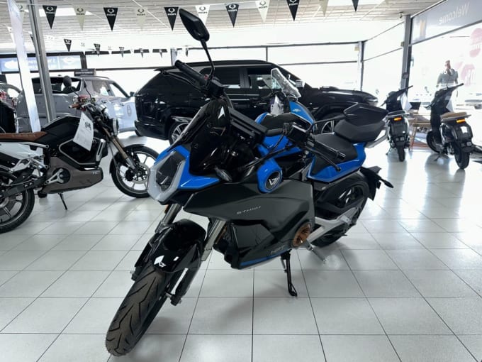 2025 Vmoto Stash
