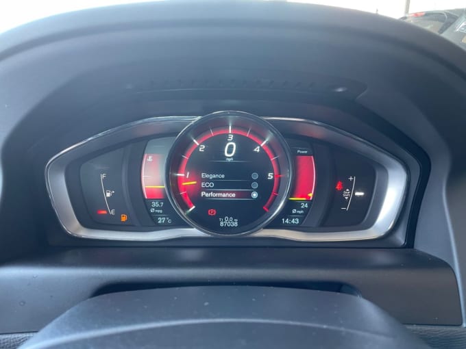 2025 Volvo Xc60