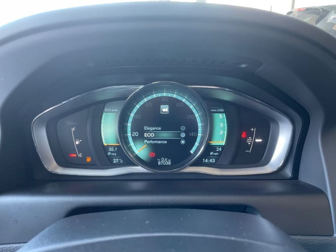 2025 Volvo Xc60
