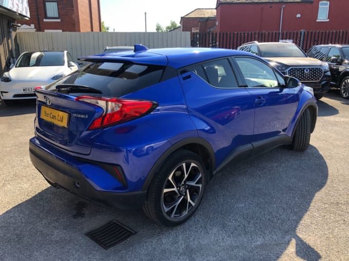 2025 Toyota C-hr
