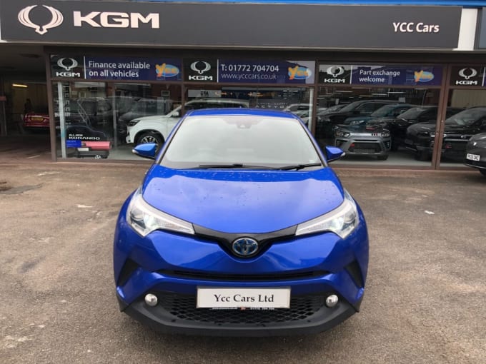 2025 Toyota C-hr