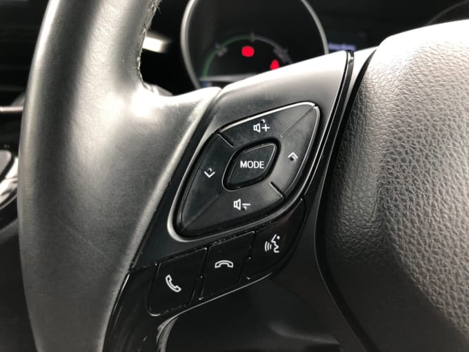 2025 Toyota C-hr