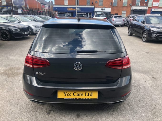 2018 Volkswagen Golf