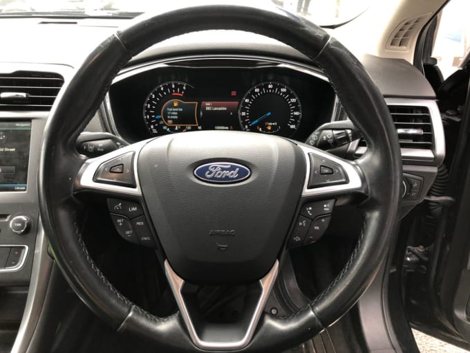 2025 Ford Mondeo