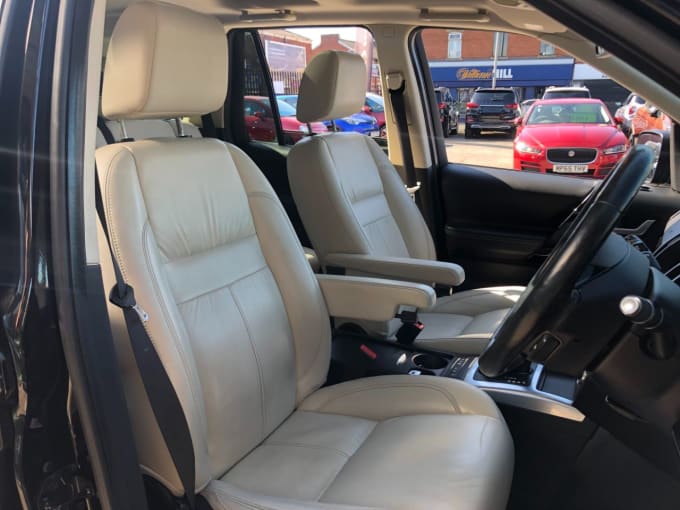 2025 Land Rover Freelander 2