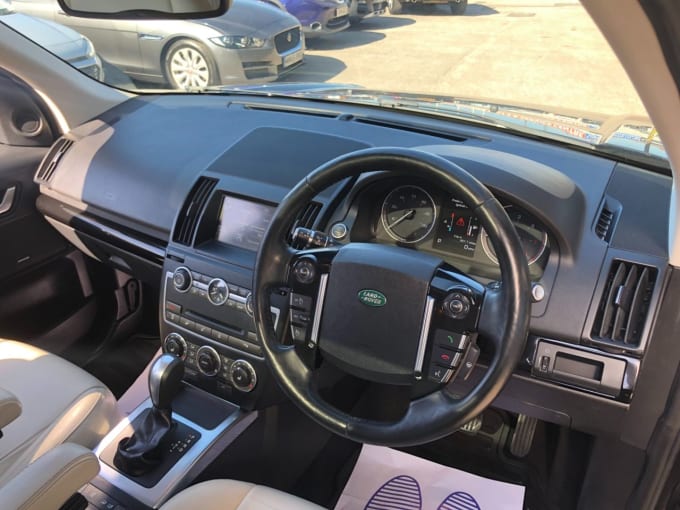 2025 Land Rover Freelander 2